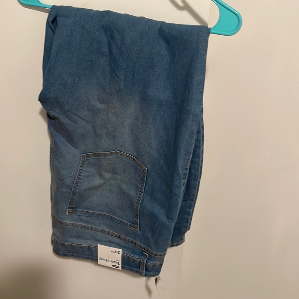 Super Skinny Old Navy jeans. NWT.